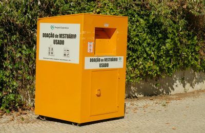Come vendere, riciclare e donare i propri vestiti usati: la guida completa