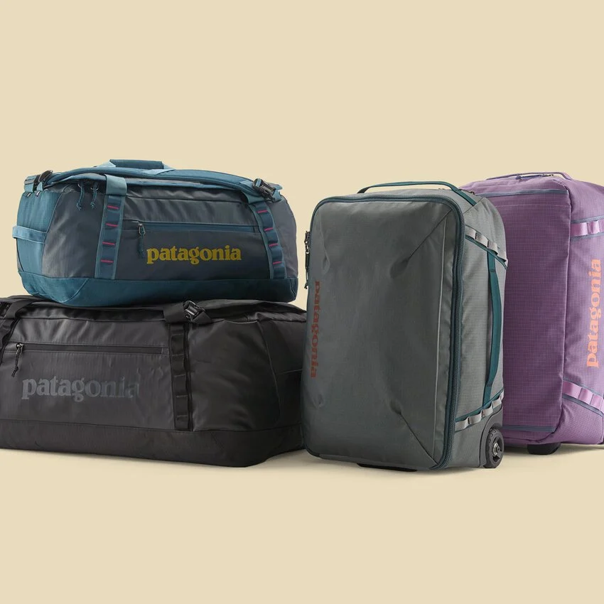 EU-mlrt-luggage-black-hole-bags-duffels